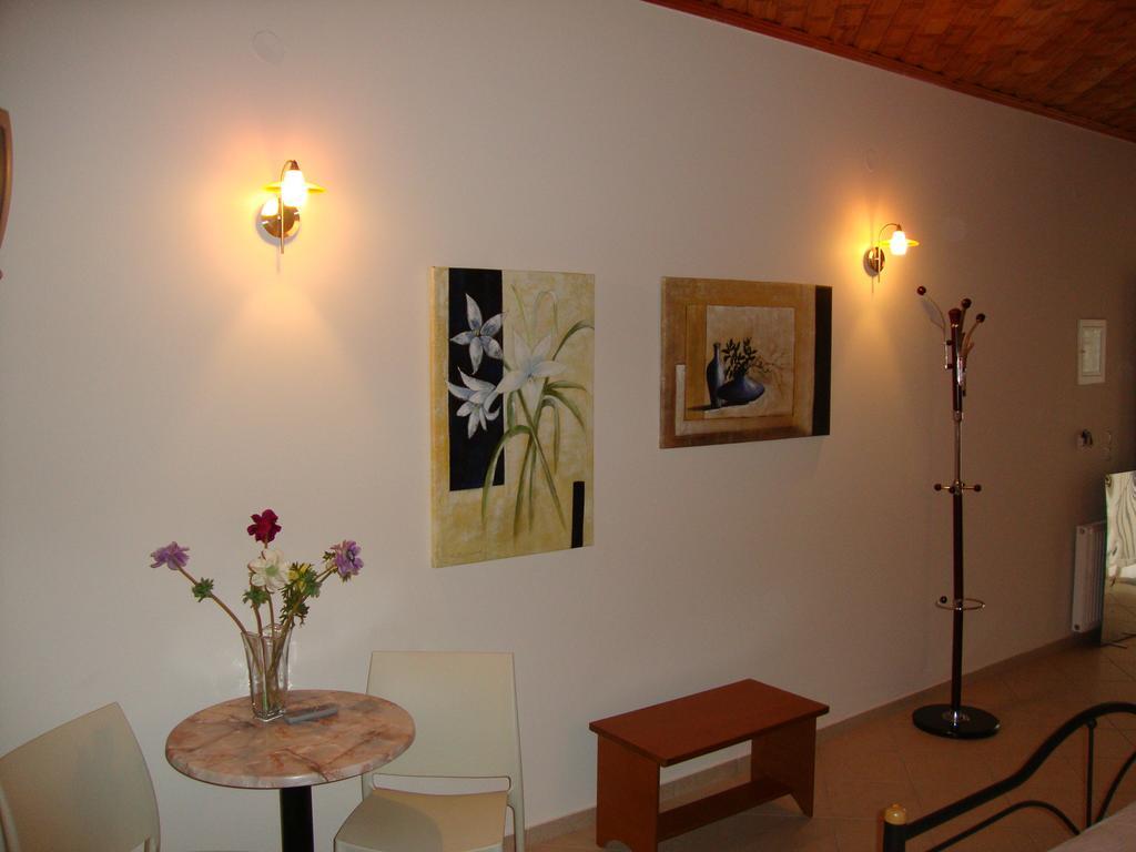 Bistola Guesthouse Vlakhokeraséa Екстериор снимка